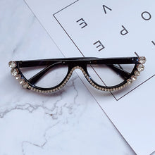 Load image into Gallery viewer, Diamond Cat Eye Sunglasses